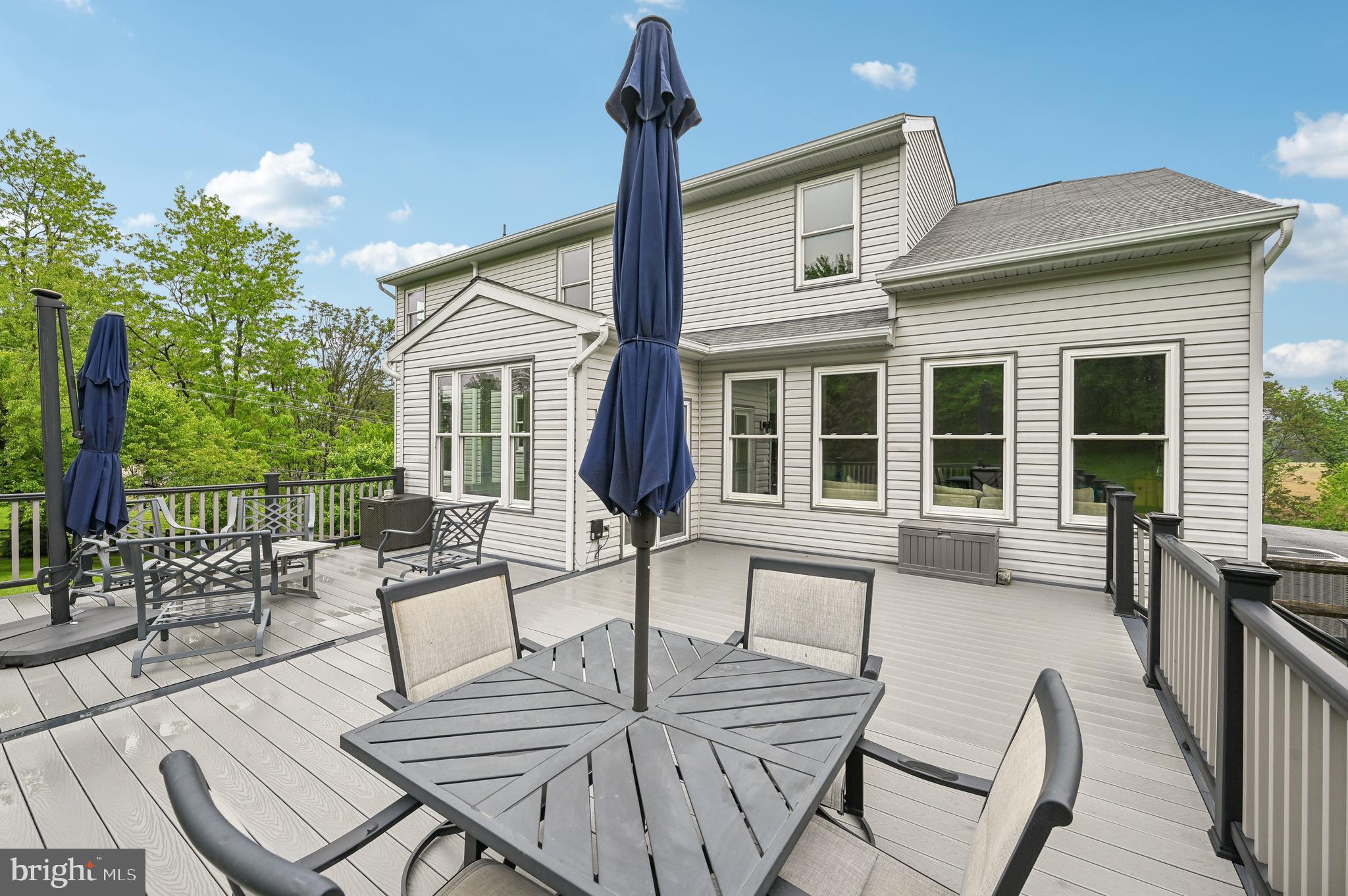 WIN-ROB ESTATES - Residential