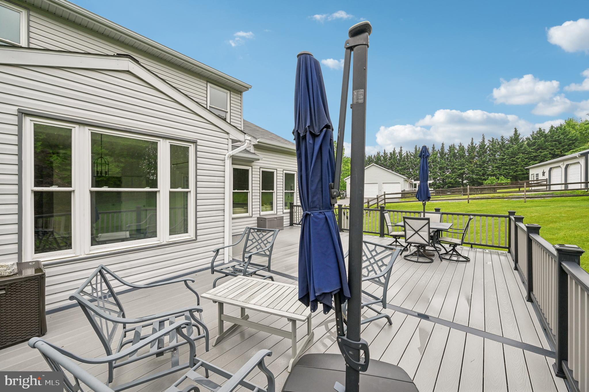 WIN-ROB ESTATES - Residential