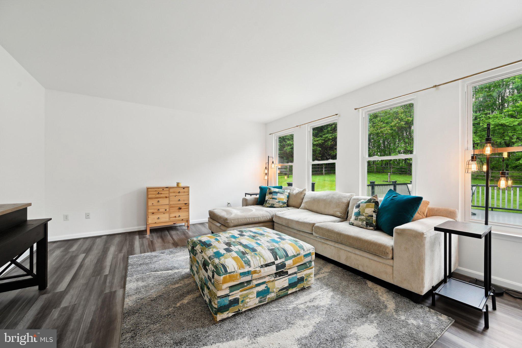 WIN-ROB ESTATES - Residential