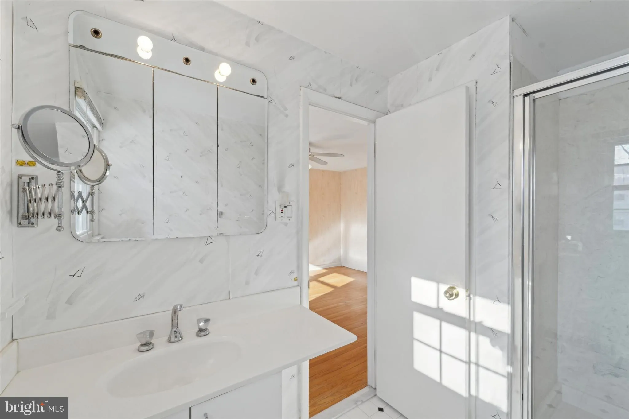 Cherry Hill, New Jersey 08034, United States, 4 Bedrooms Bedrooms, ,3 BathroomsBathrooms,Residential,Contingent,18283