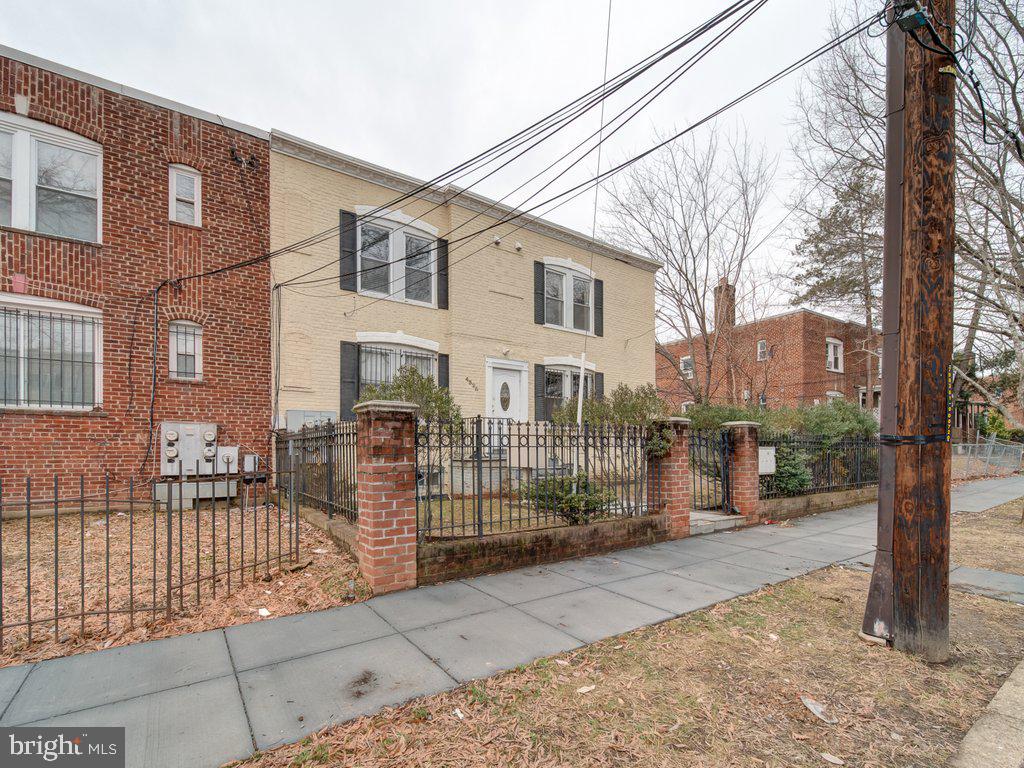 CONGRESS HEIGHTS - Residential