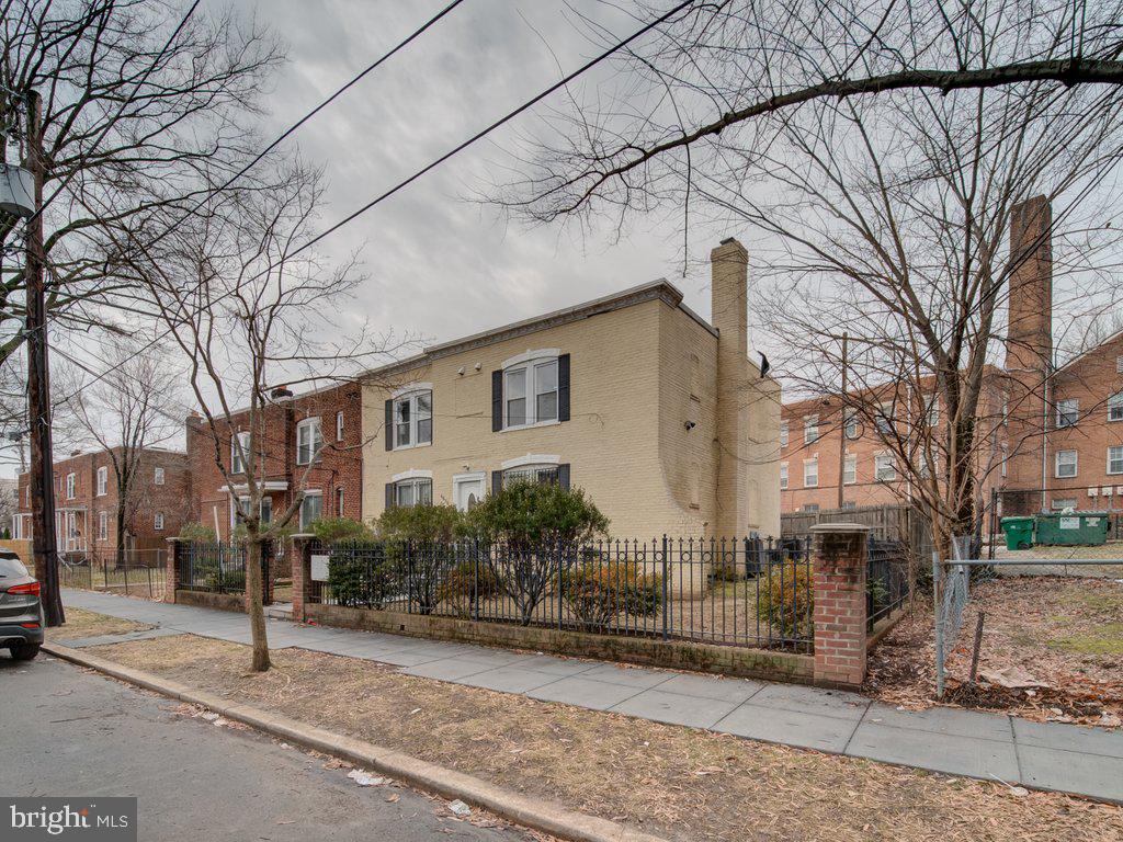 CONGRESS HEIGHTS - Residential