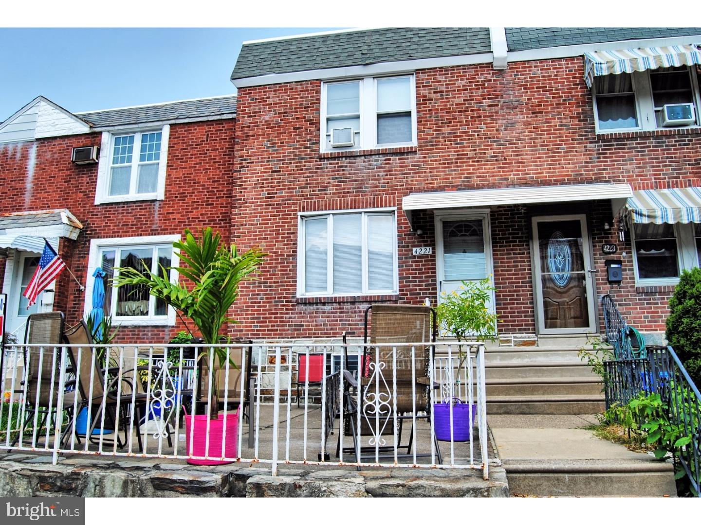 MAYFAIR (EAST) - Residential