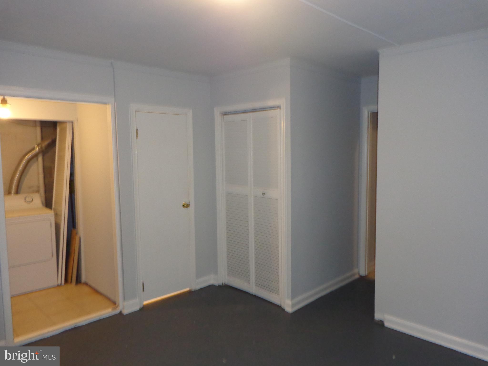 GREENFIELD FARM - Residential Lease