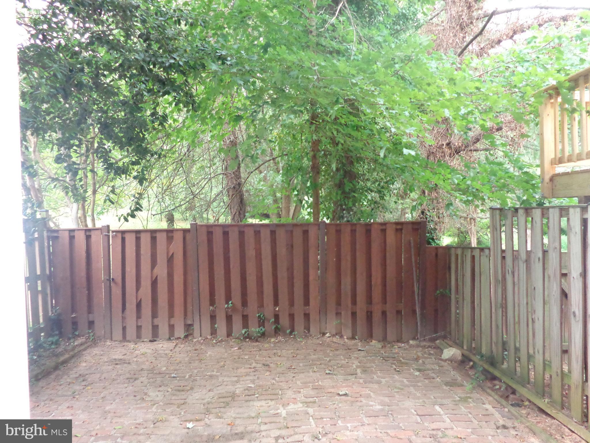 GREENFIELD FARM - Residential Lease