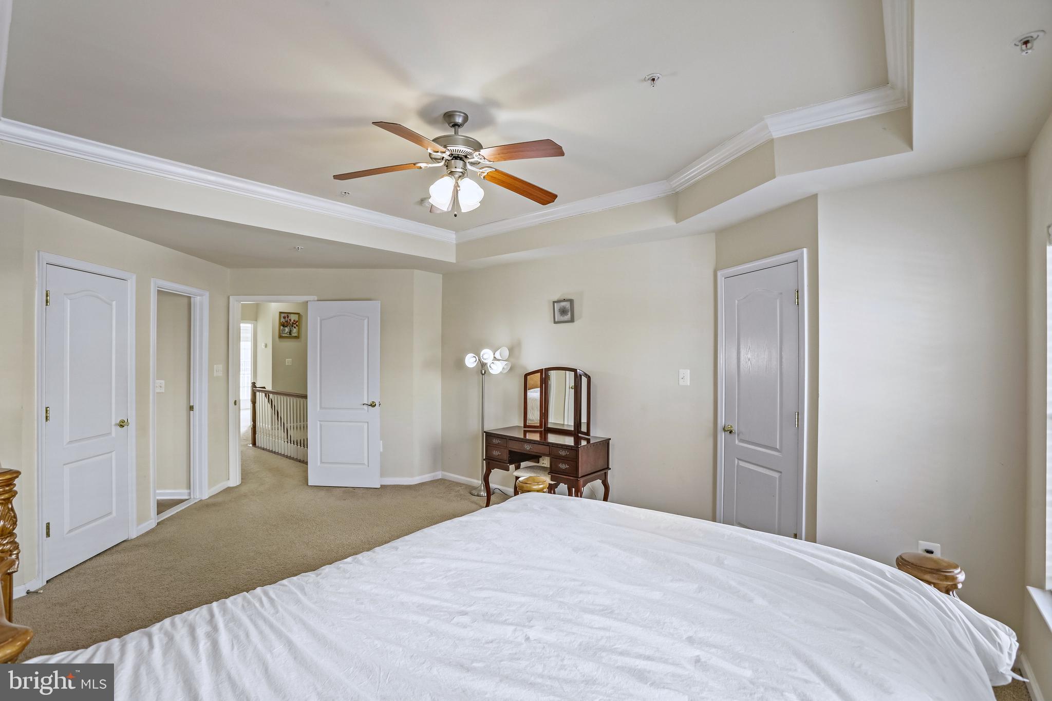 THE TOWNES AT VILLAGE PLACE - Residential