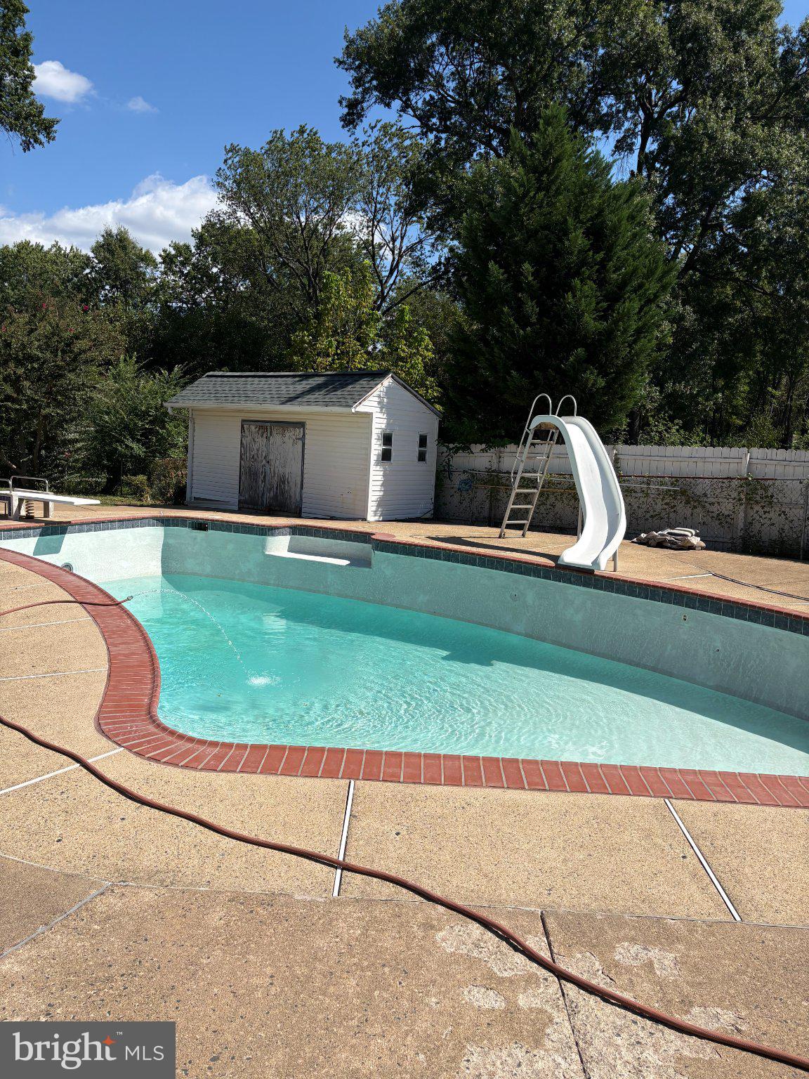 9008 RUGBY ROAD