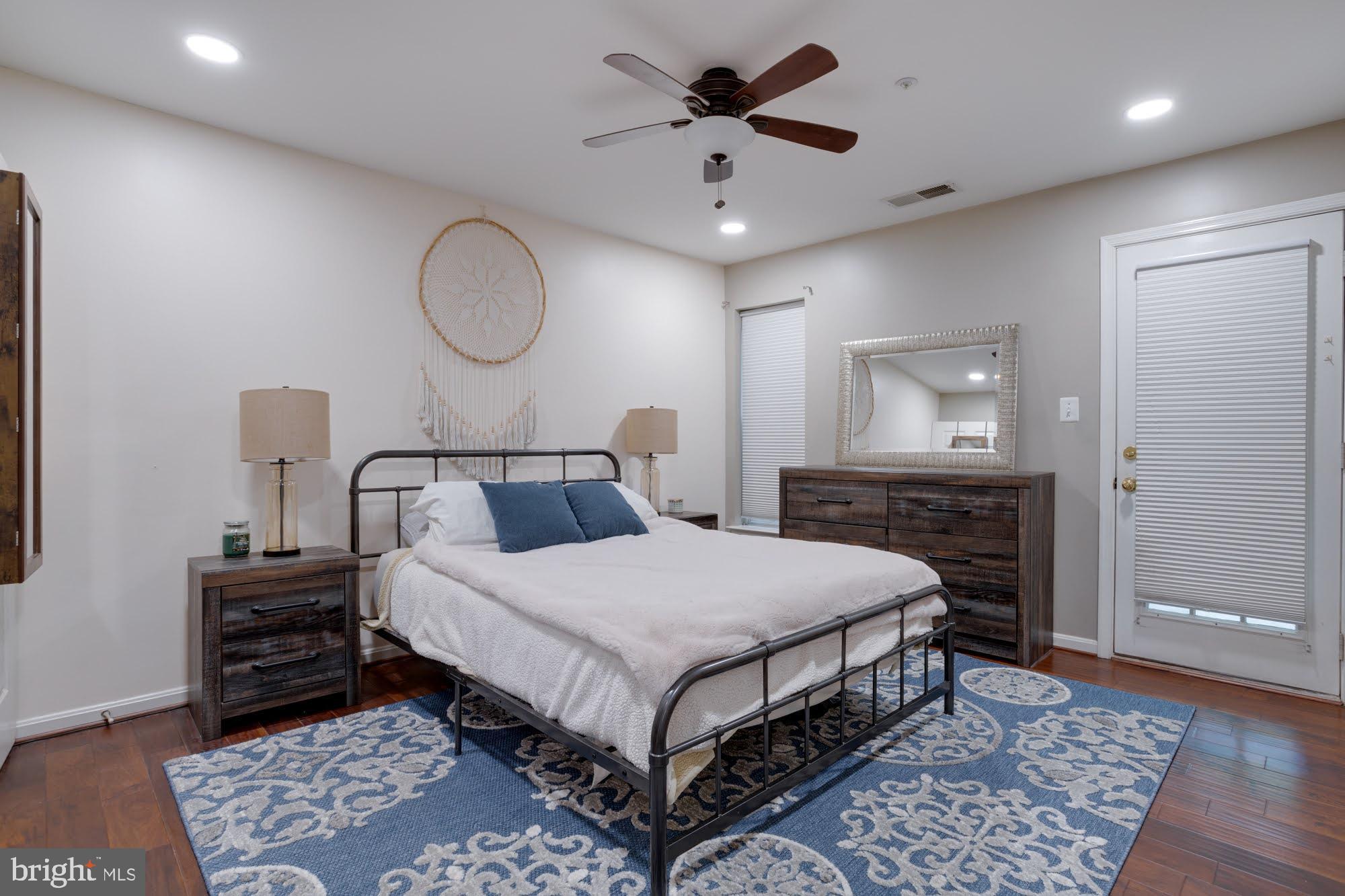 CONDO AT ISLAND CREEK - Residential