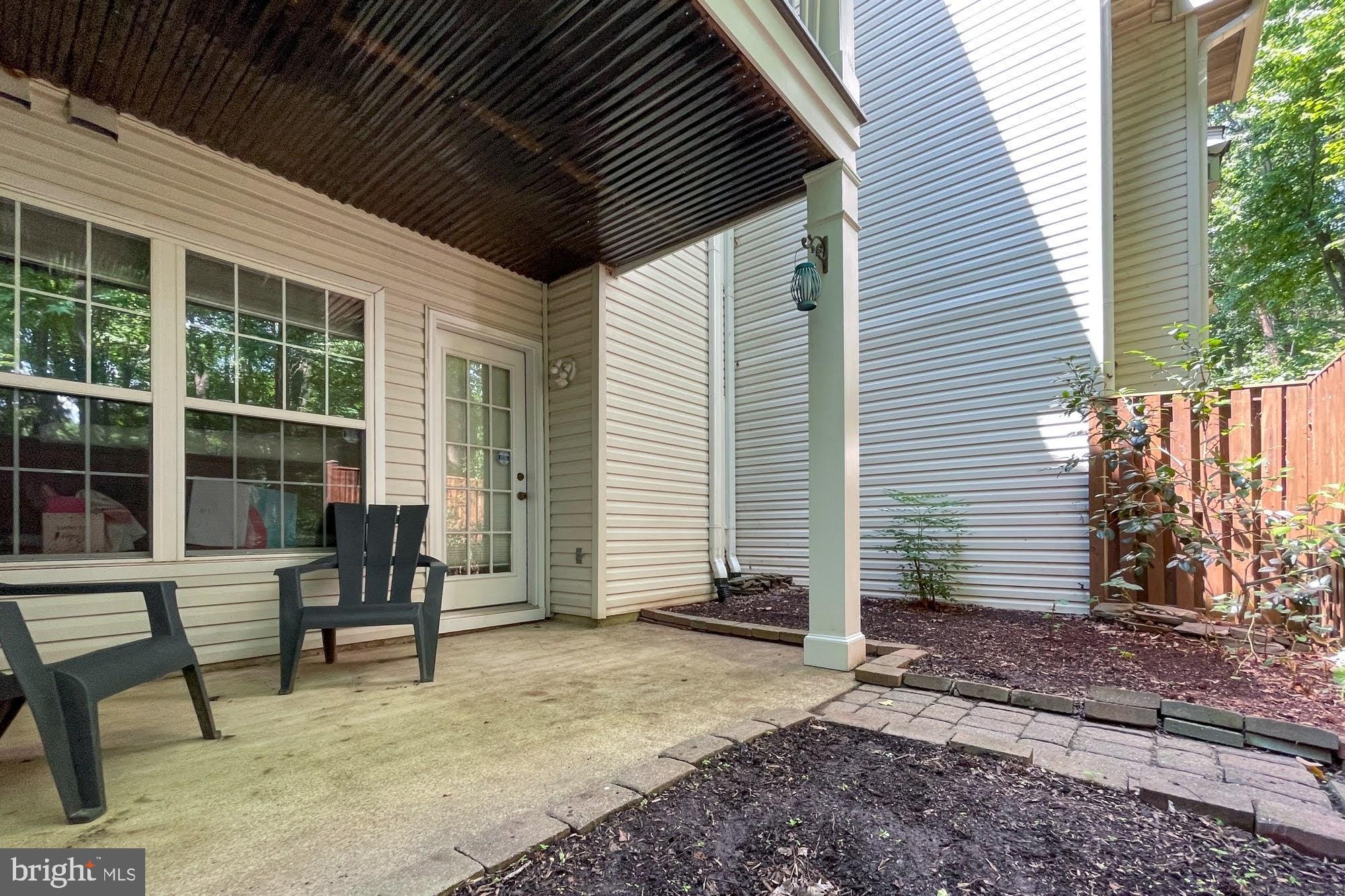 CONDO AT ISLAND CREEK - Residential