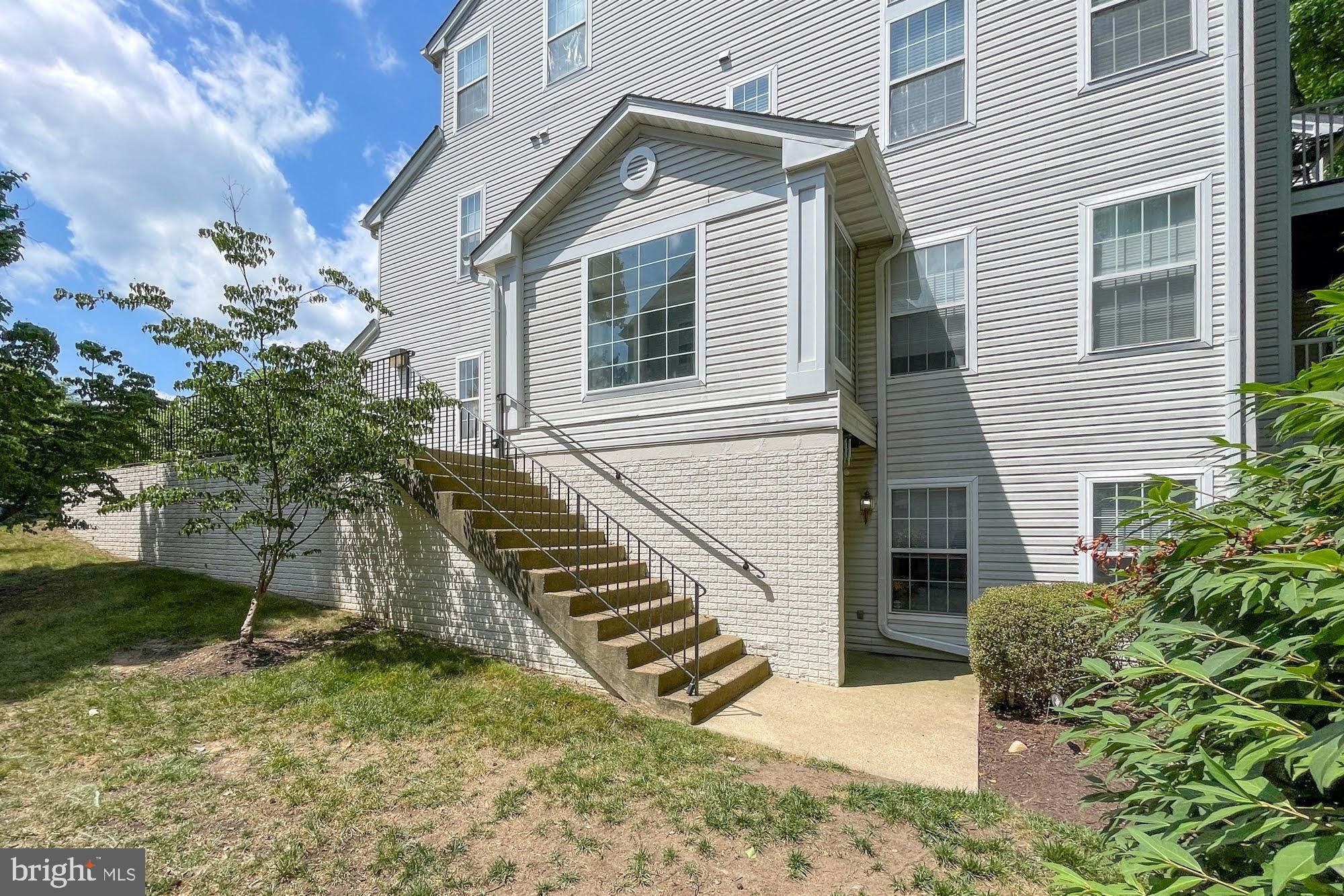 CONDO AT ISLAND CREEK - Residential