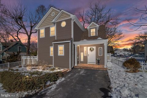 112 CHARITY LANE QUEENSTOWN MD 21658