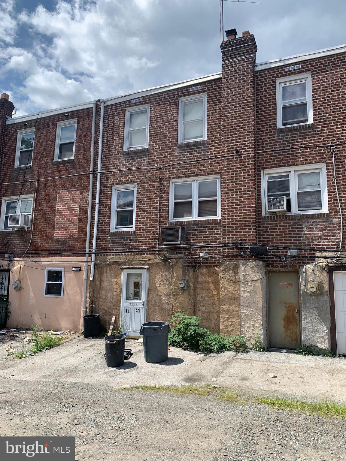 1241 EDGEHILL ROAD