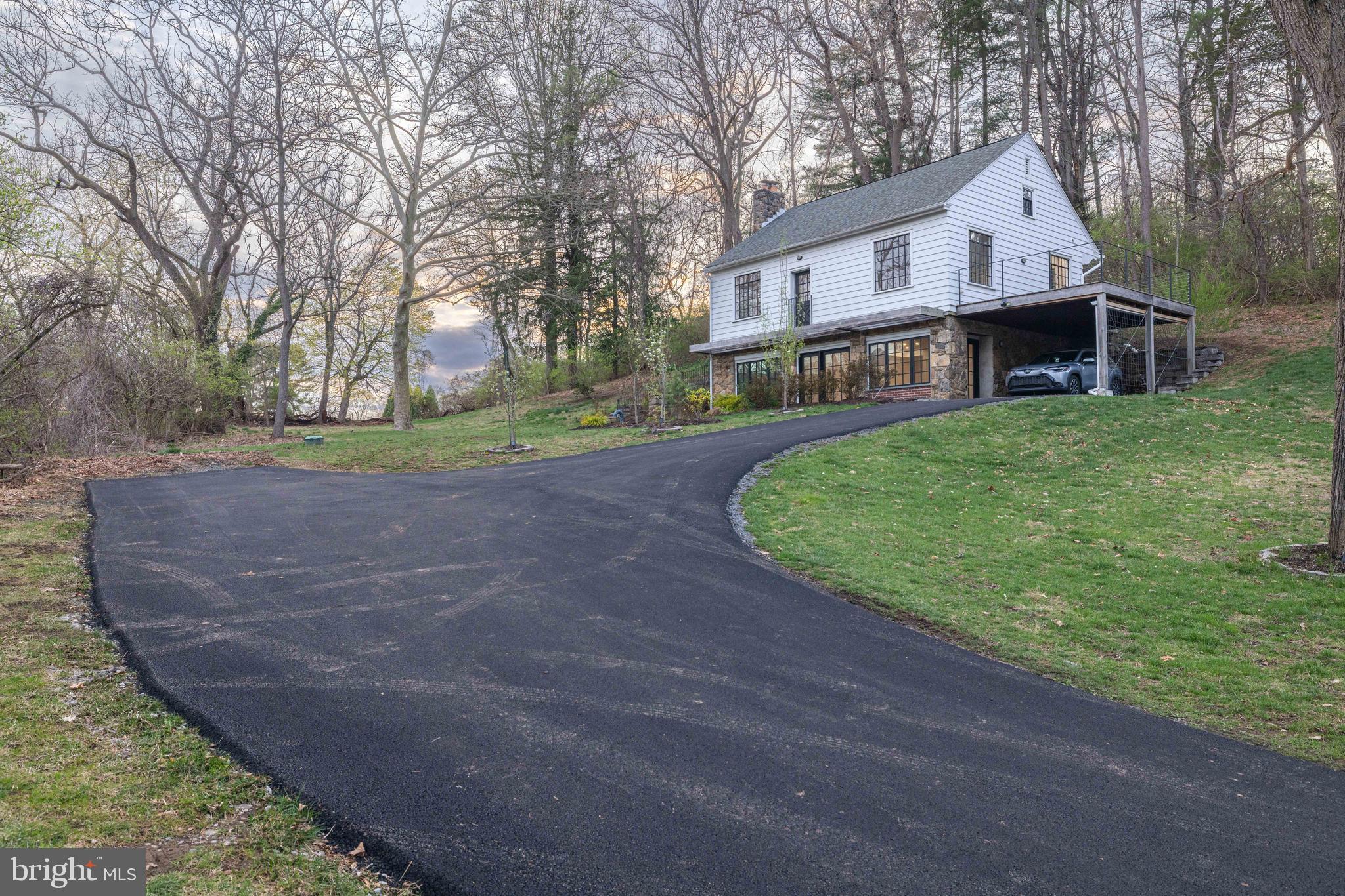 2703 MONTCHANIN ROAD