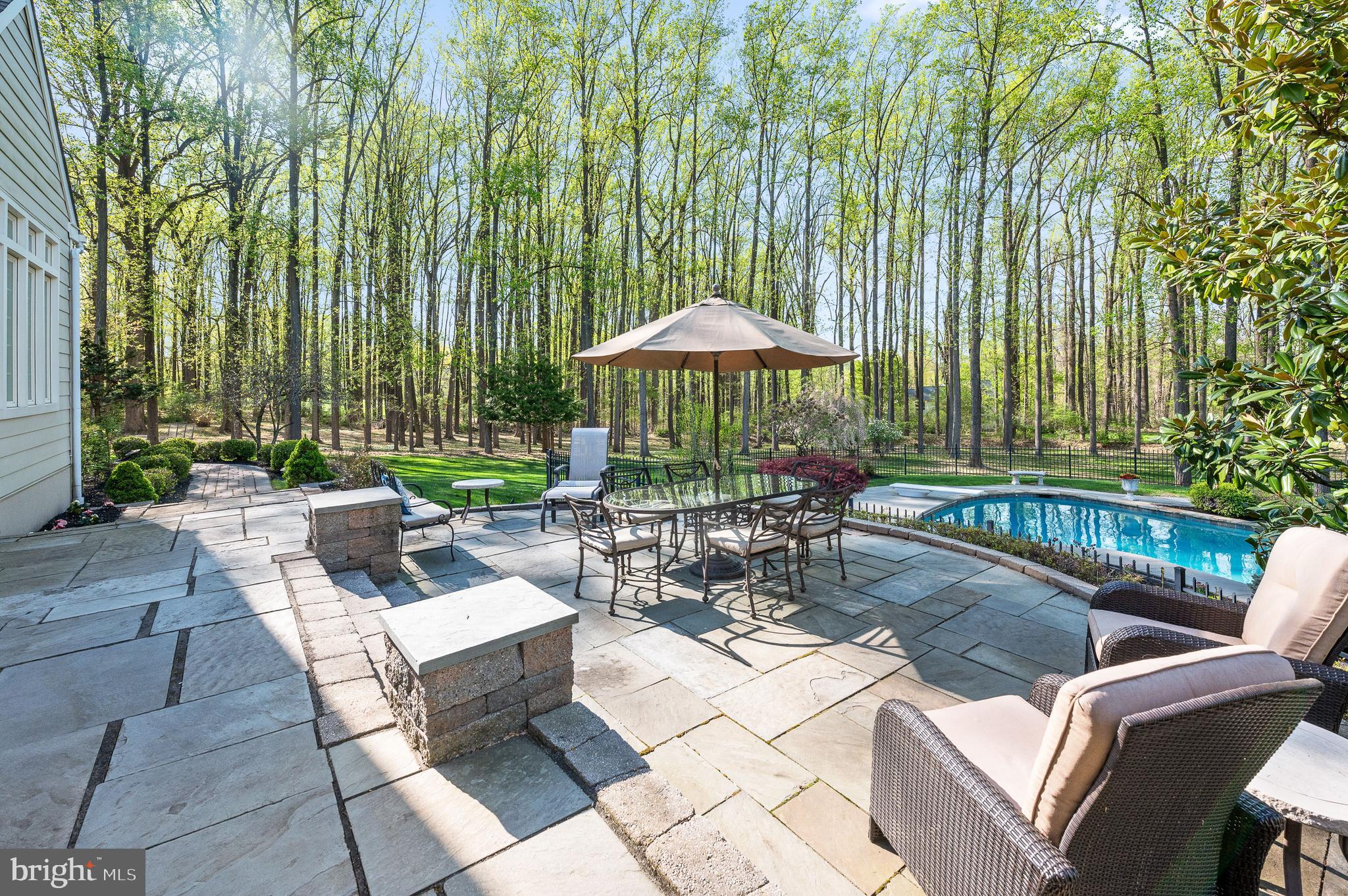 BRIARWOOD - Residential