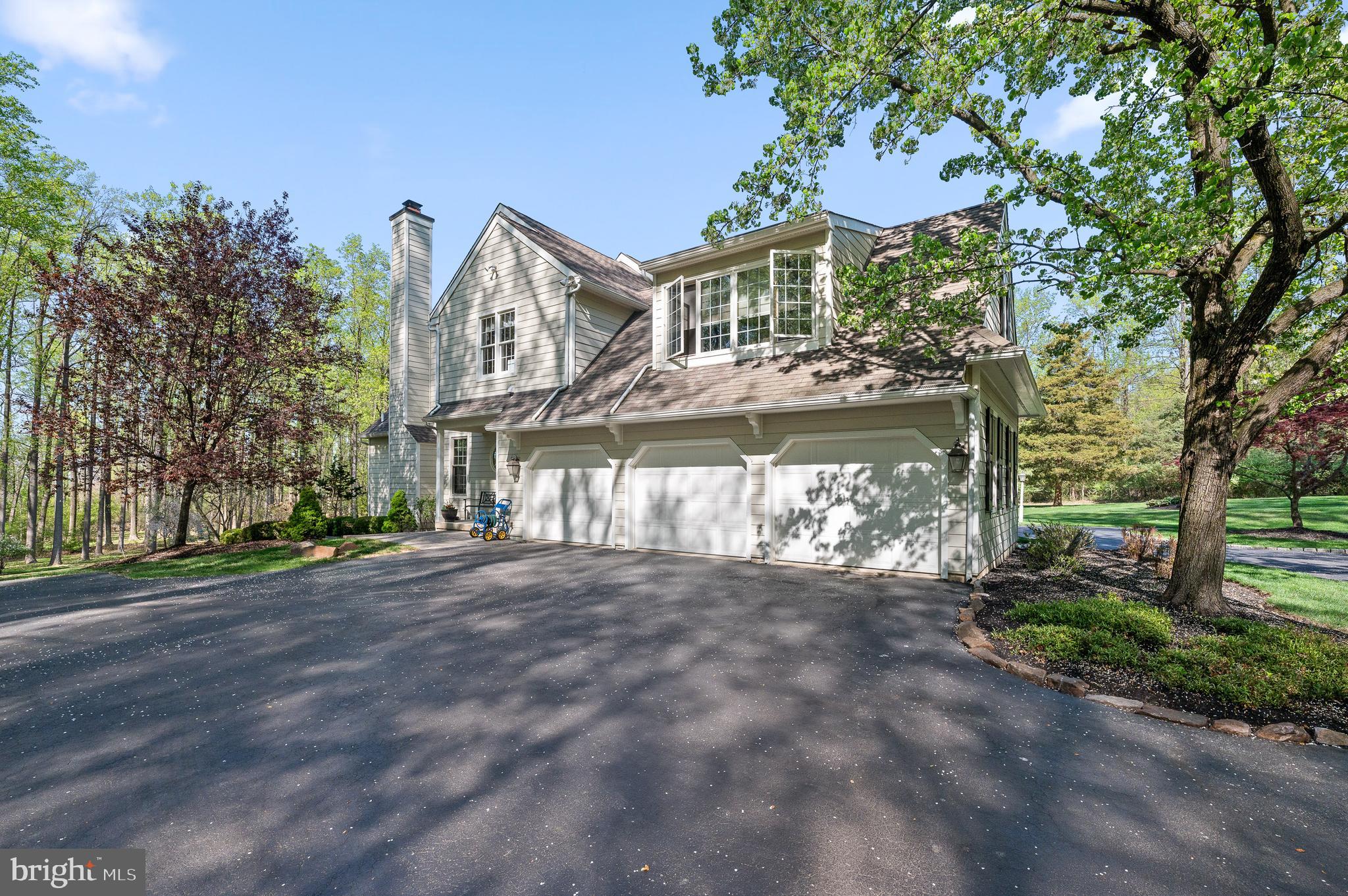 BRIARWOOD - Residential