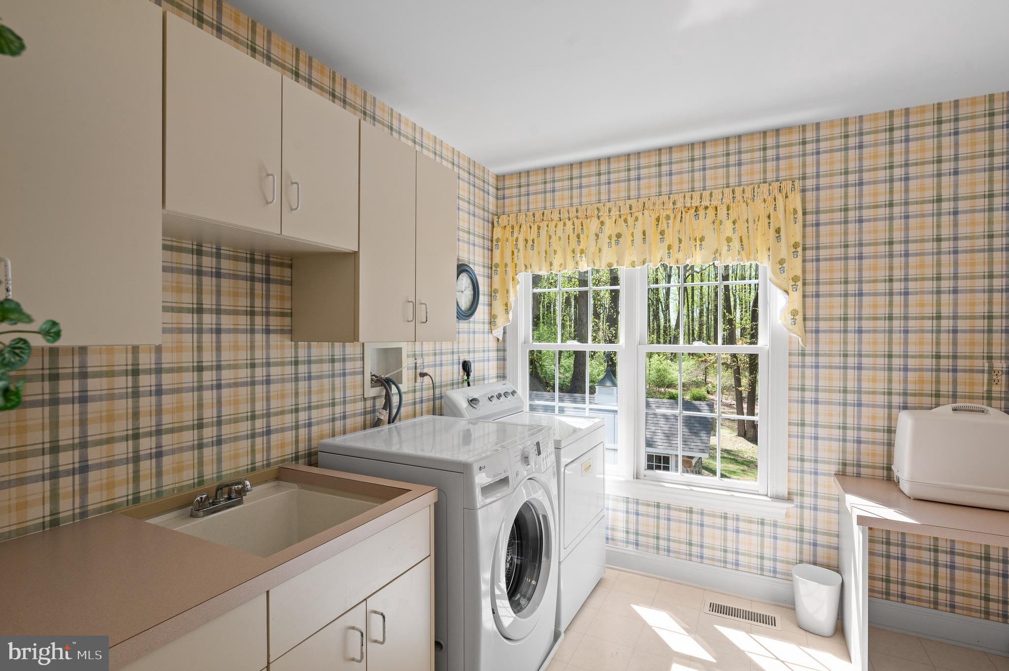 BRIARWOOD - Residential