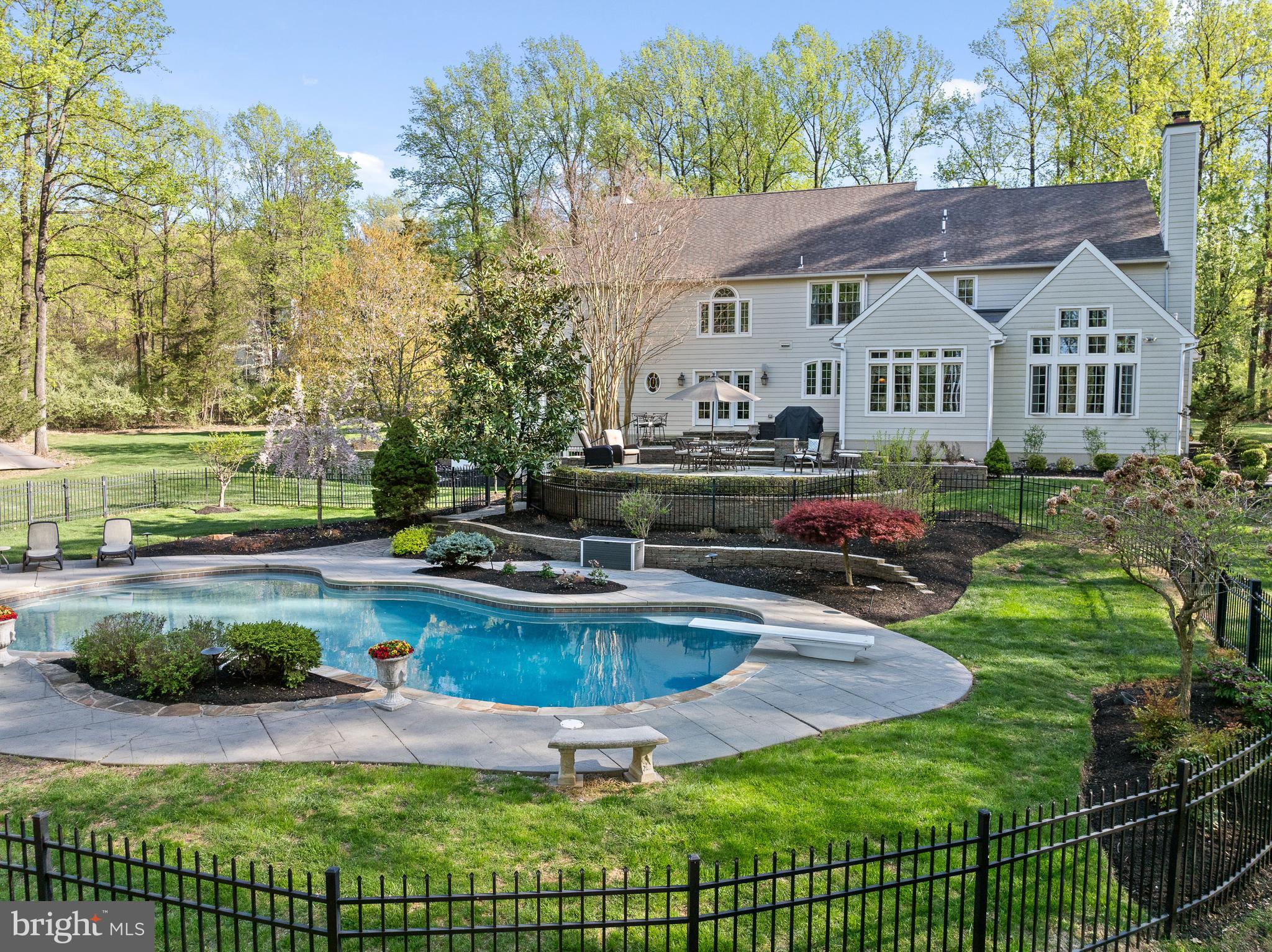 4064 HOWELL ROAD