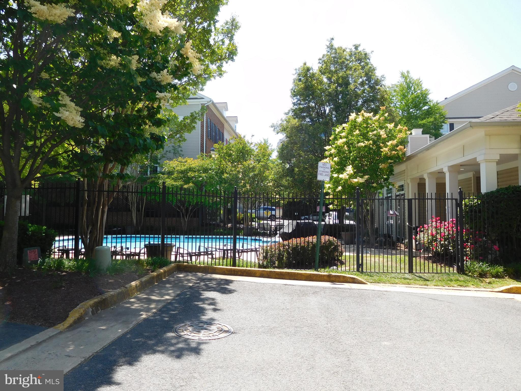 HIGH POINT AT JEFFERSON PARK - Residential Lease