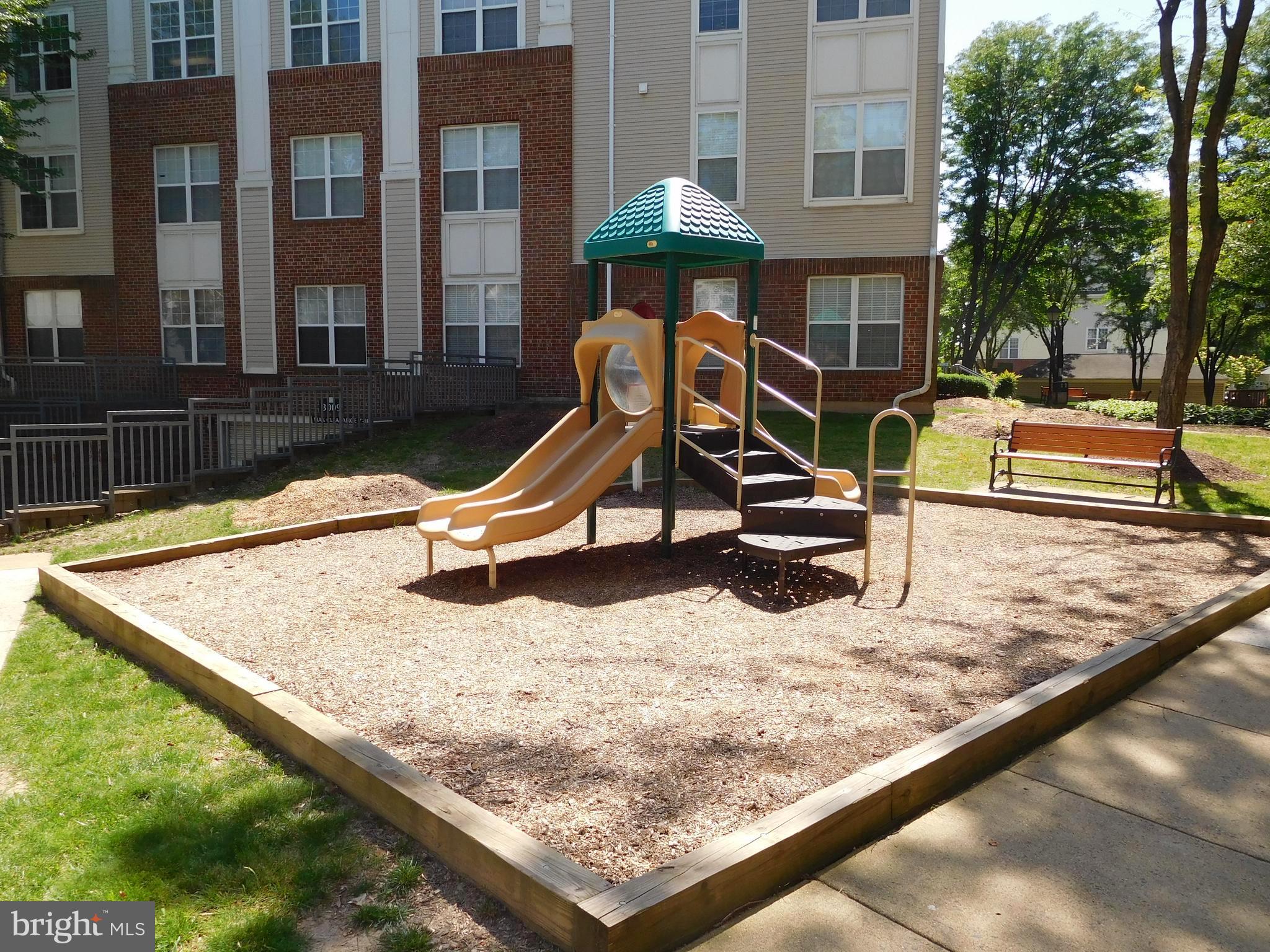 HIGH POINT AT JEFFERSON PARK - Residential Lease