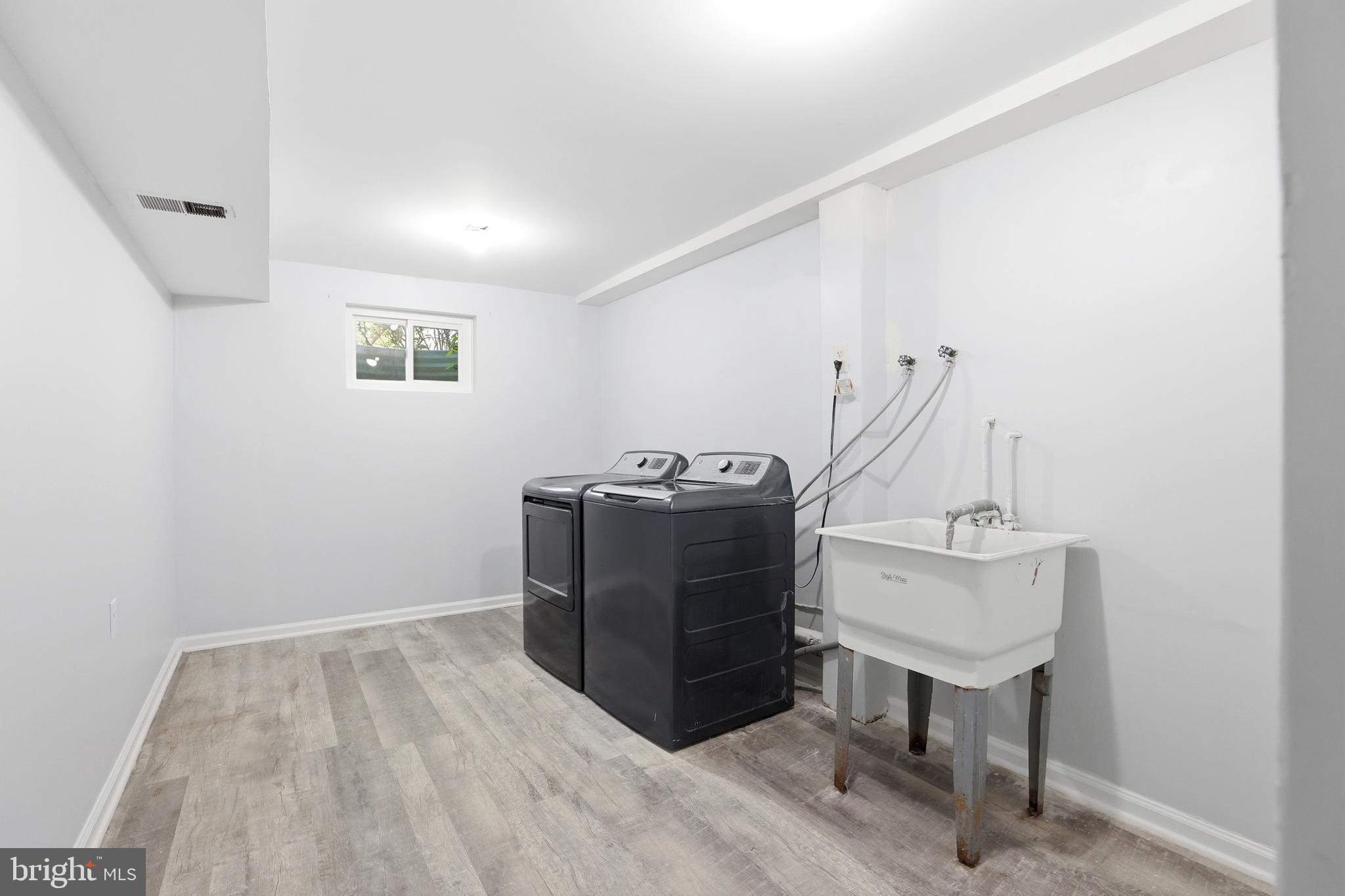 ROLLING ACRES - Residential