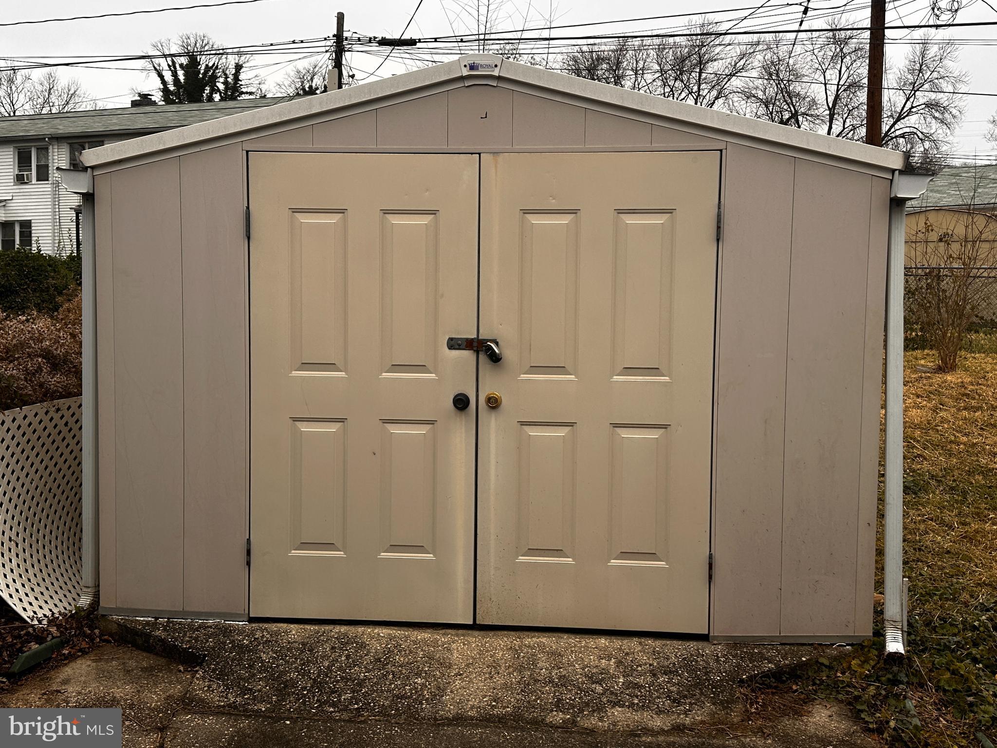 ARMISTEAD GARDENS - Residential