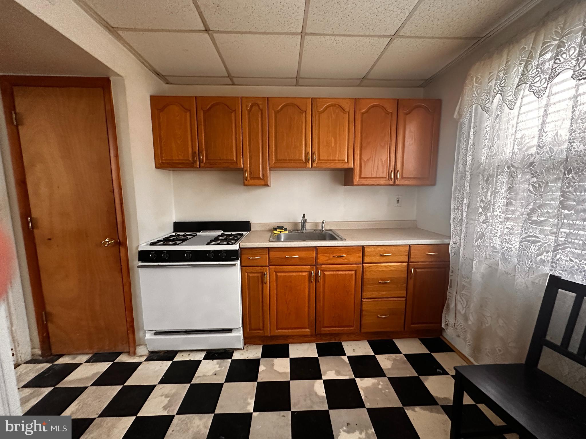 ARMISTEAD GARDENS - Residential