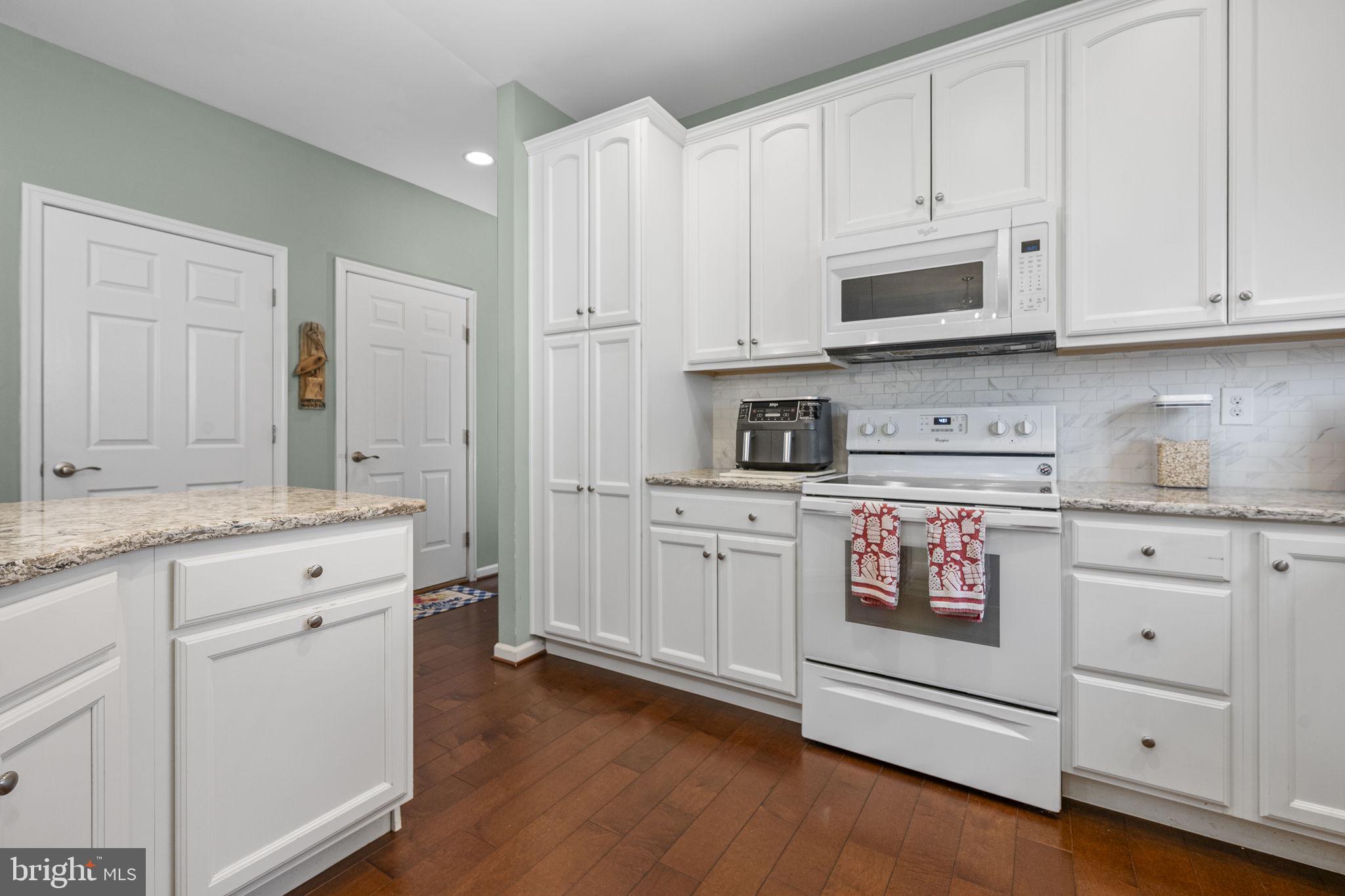TRADITIONS OF AMERICA AT LITITZ - Residential