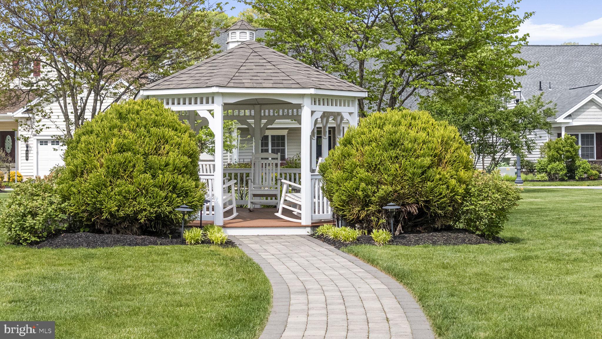 TRADITIONS OF AMERICA AT LITITZ - Residential