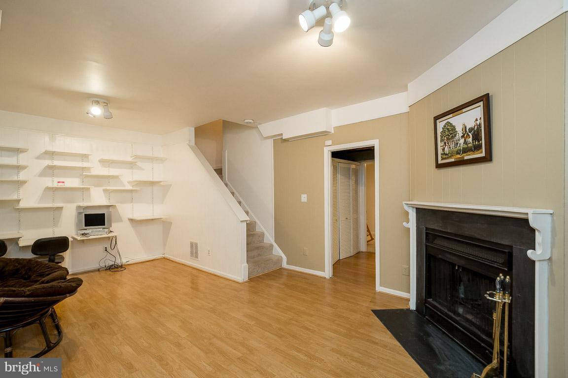 GLEN COVE - Residential