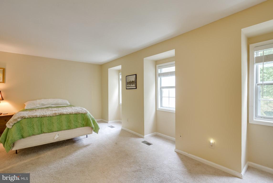 GLEN COVE - Residential