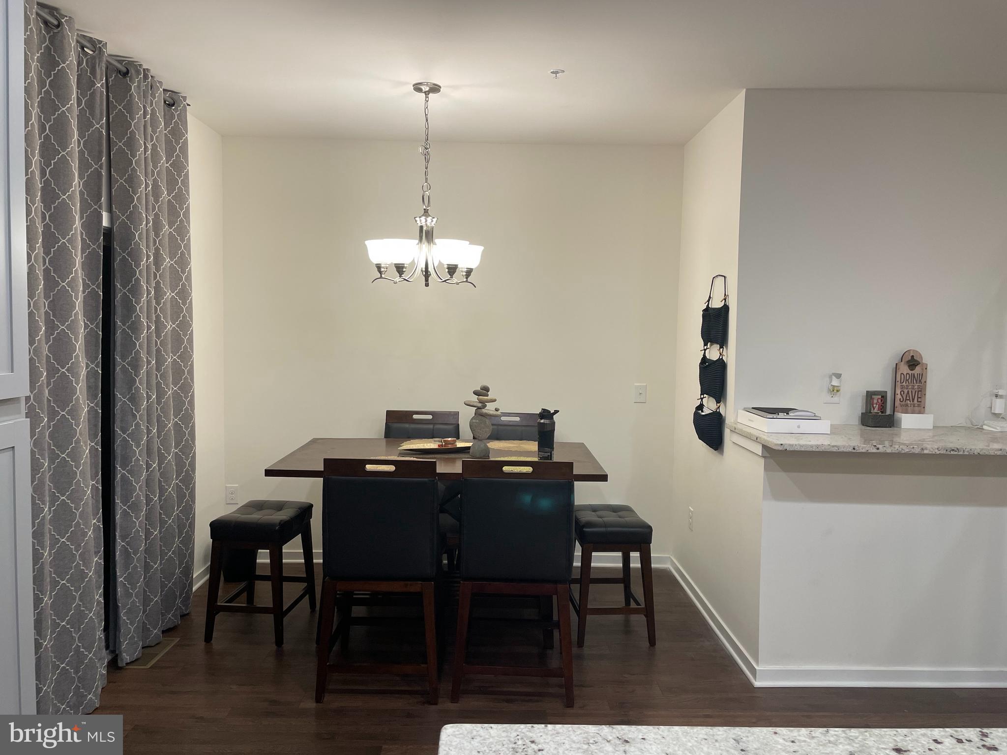 TOWNES AT SHANNON HILL - Residential