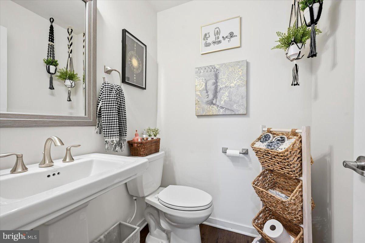 TOWNES AT SHANNON HILL - Residential