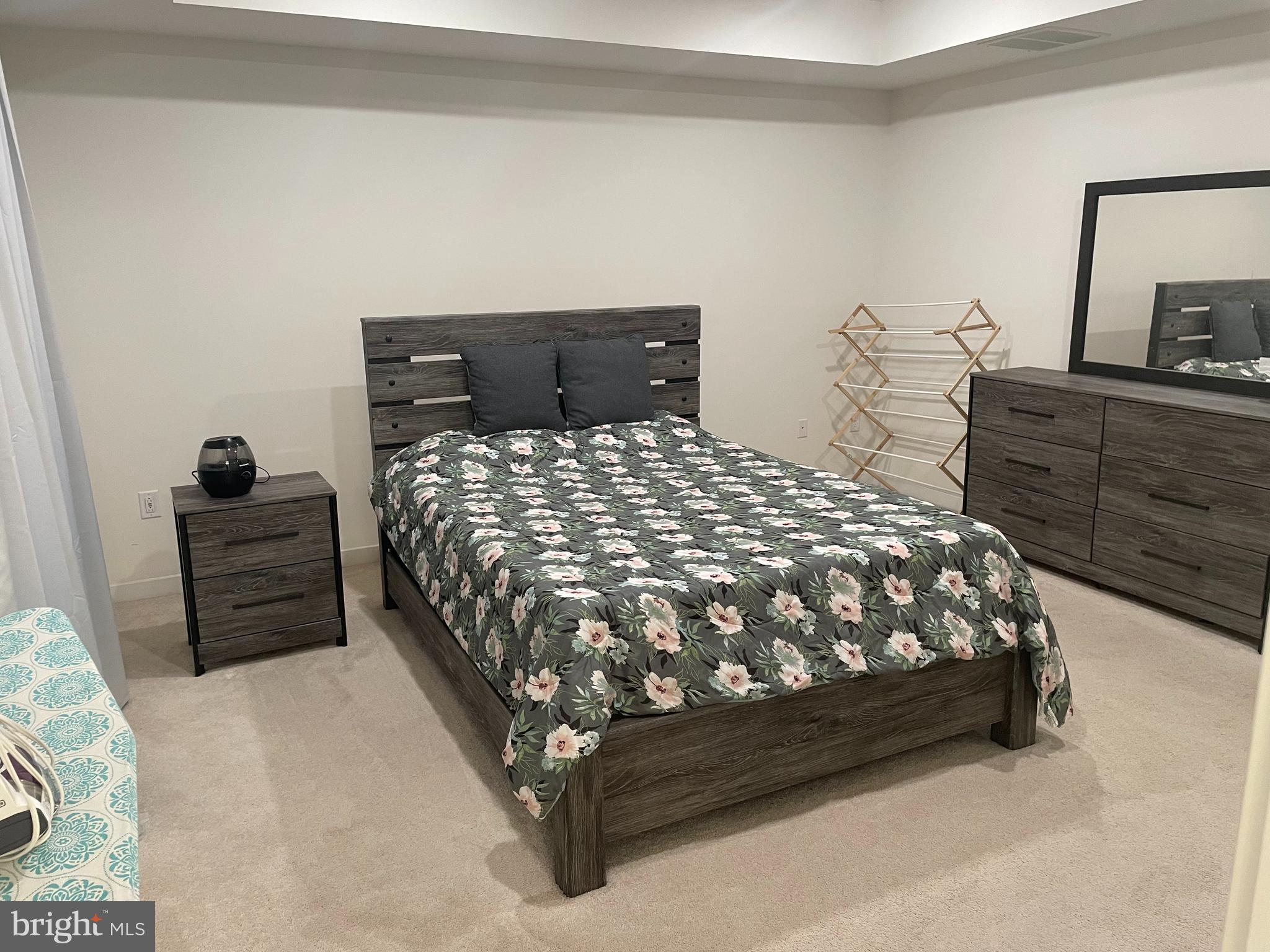 TOWNES AT SHANNON HILL - Residential