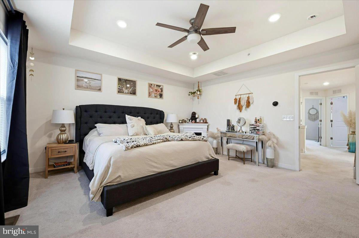 TOWNES AT SHANNON HILL - Residential