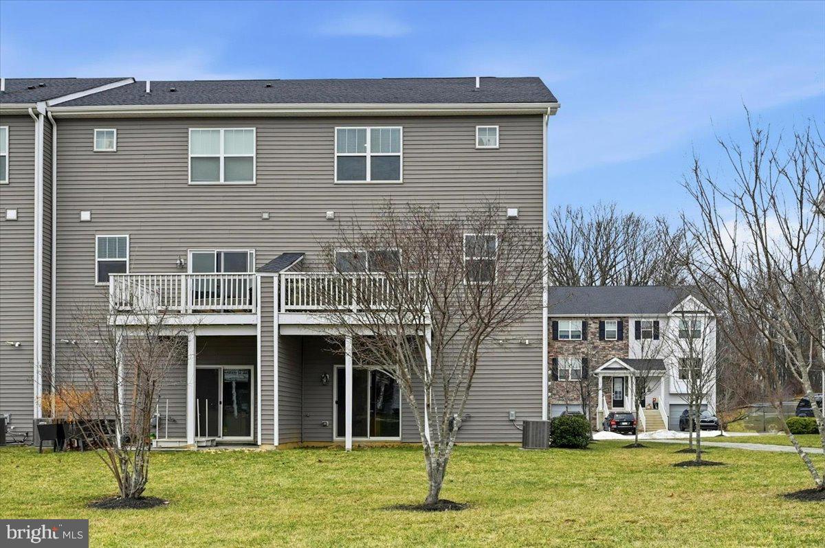 TOWNES AT SHANNON HILL - Residential