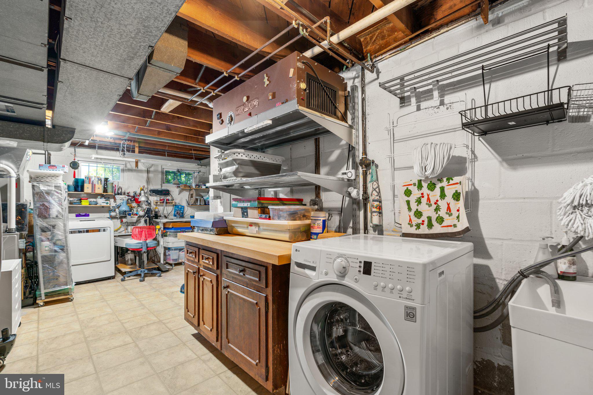 OAKWOOD KNOLLS - Residential