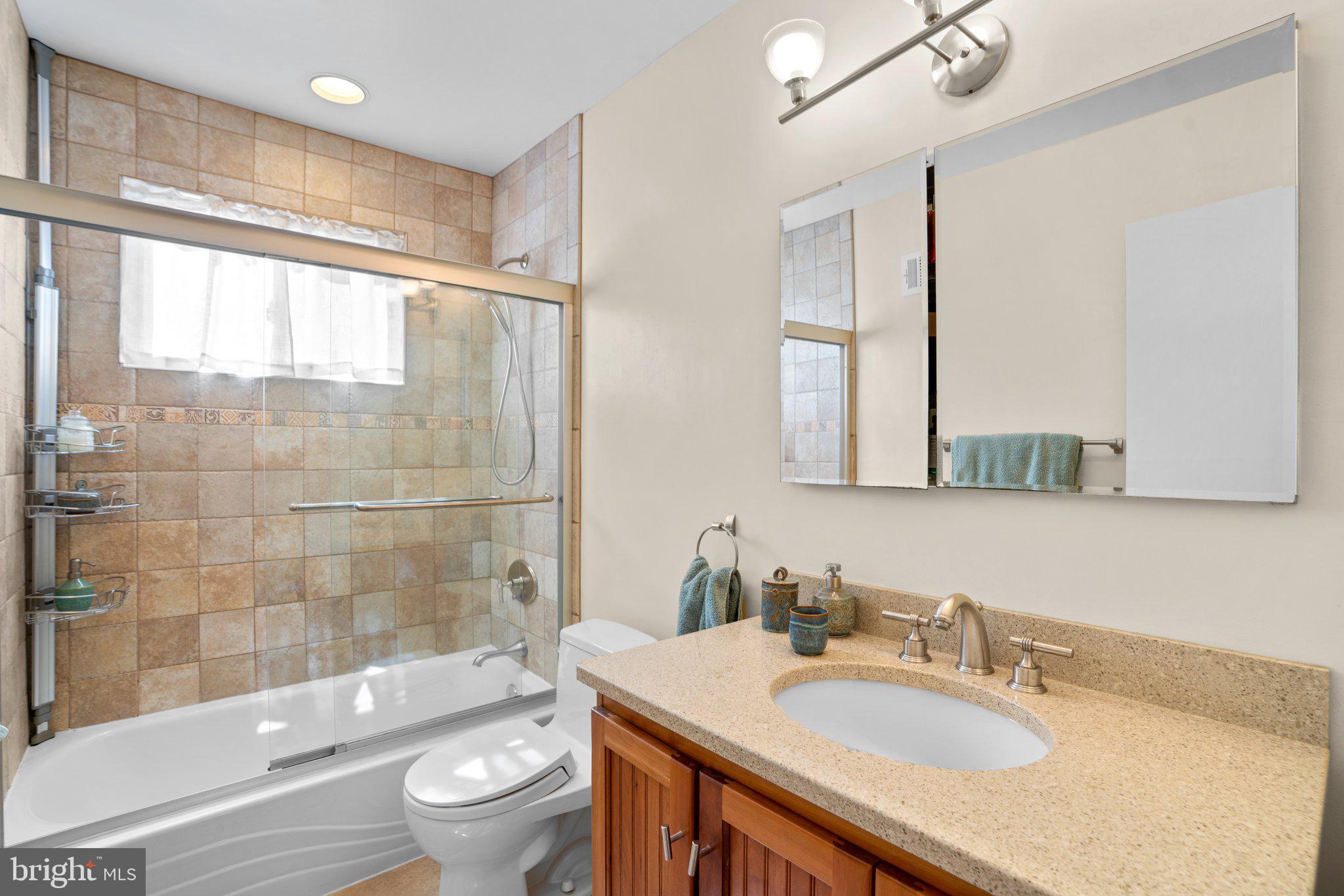 OAKWOOD KNOLLS - Residential