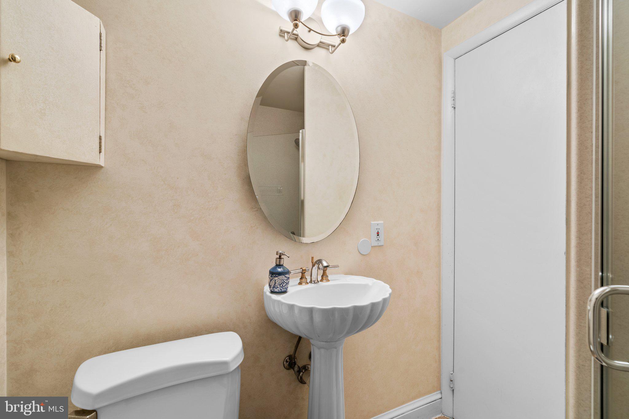 OAKWOOD KNOLLS - Residential