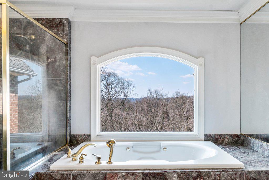 MORGAN MANOR - Residential