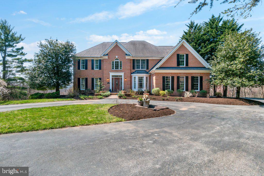 MORGAN MANOR - Residential