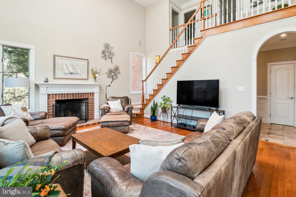 MORGAN MANOR - Residential