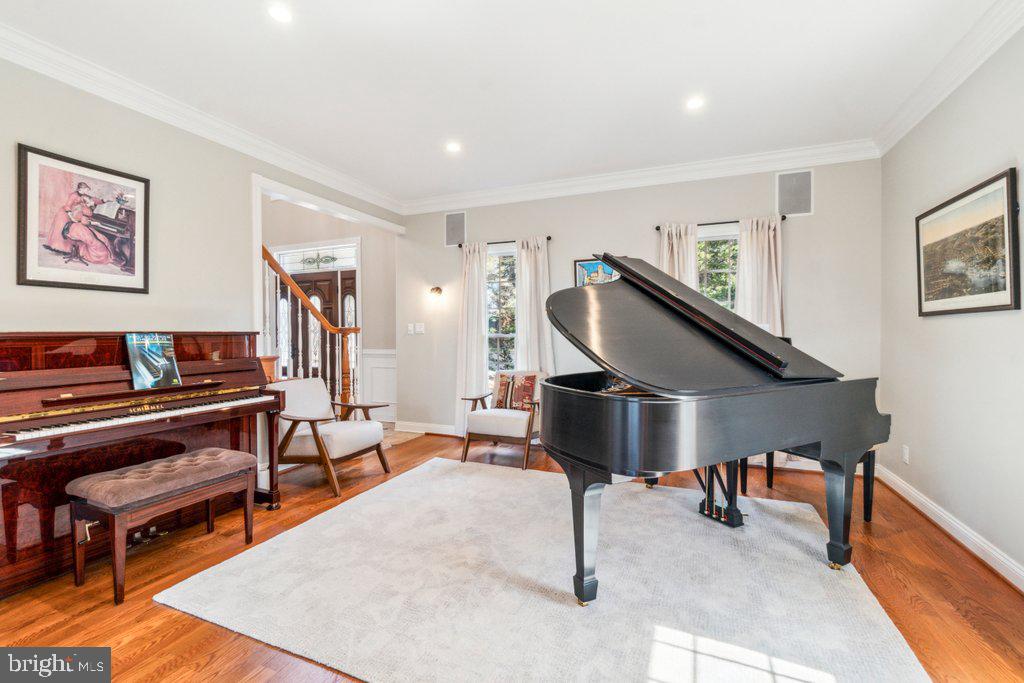 MORGAN MANOR - Residential