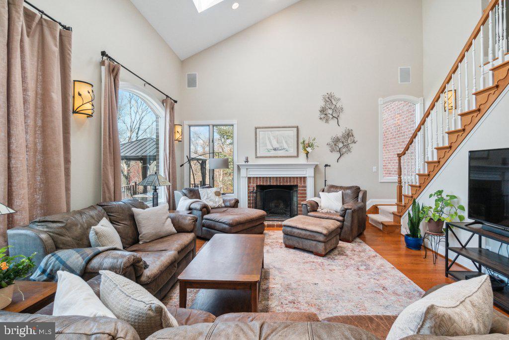 MORGAN MANOR - Residential