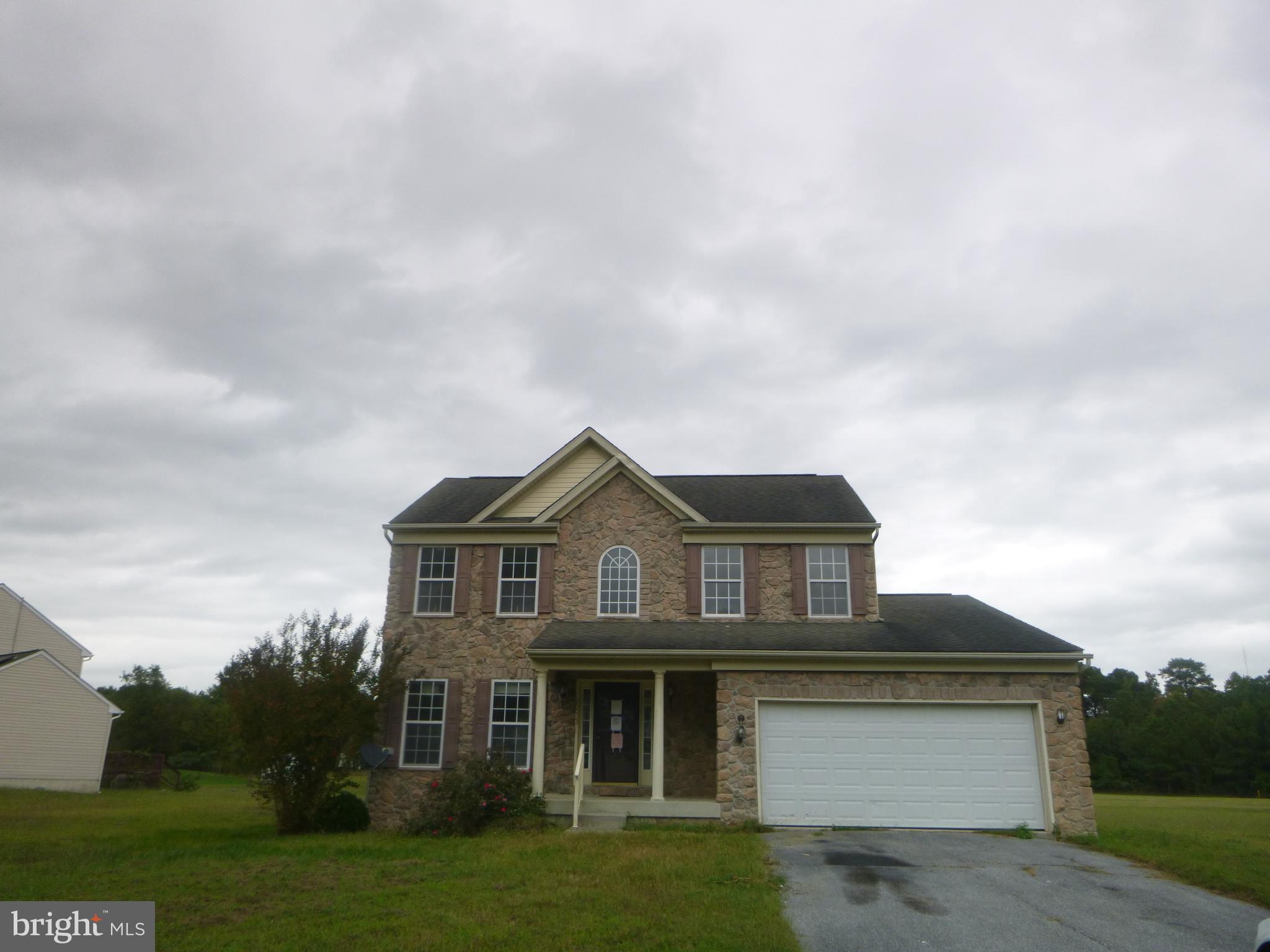 Plenty of room in this home with large master bedroom on the main living floor. Upstairs you find 2 more bedrooms and bathrooms and in the basement, plenty of rooms to enjoy and a bedroom and bathroom. Nice large kitchen with breakfast room, formal dining room, large living room and half bath.
Buyers should do their own due diligence to measure property and confirm all information to their satisfaction including but not limited to schools, sizes, tax information.