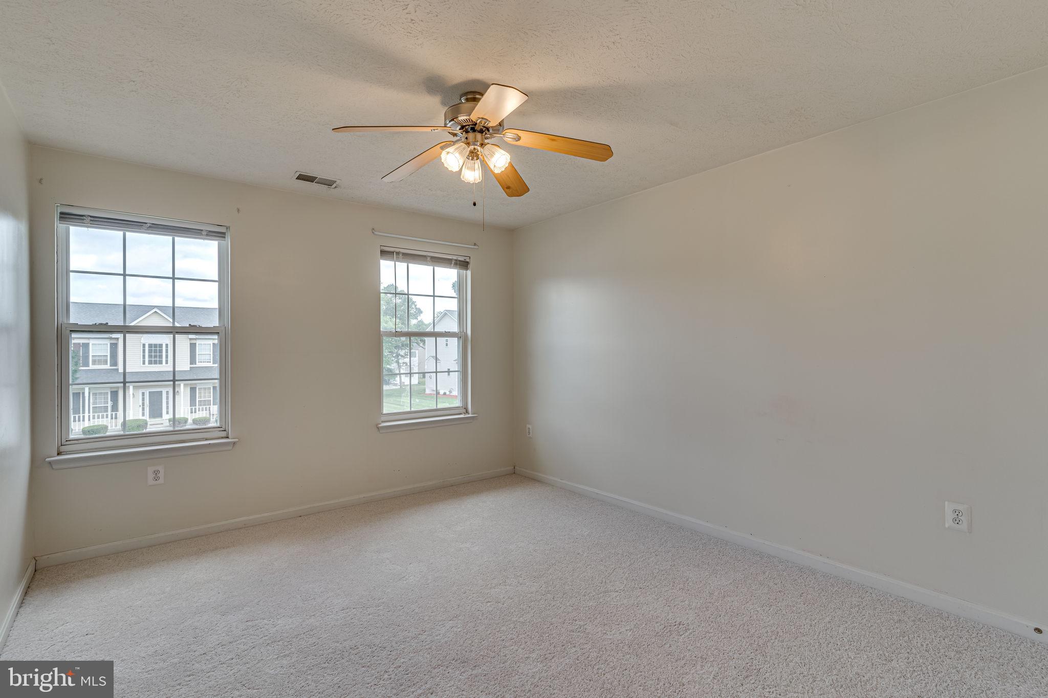 SUN VALLEY ESTATES - Residential