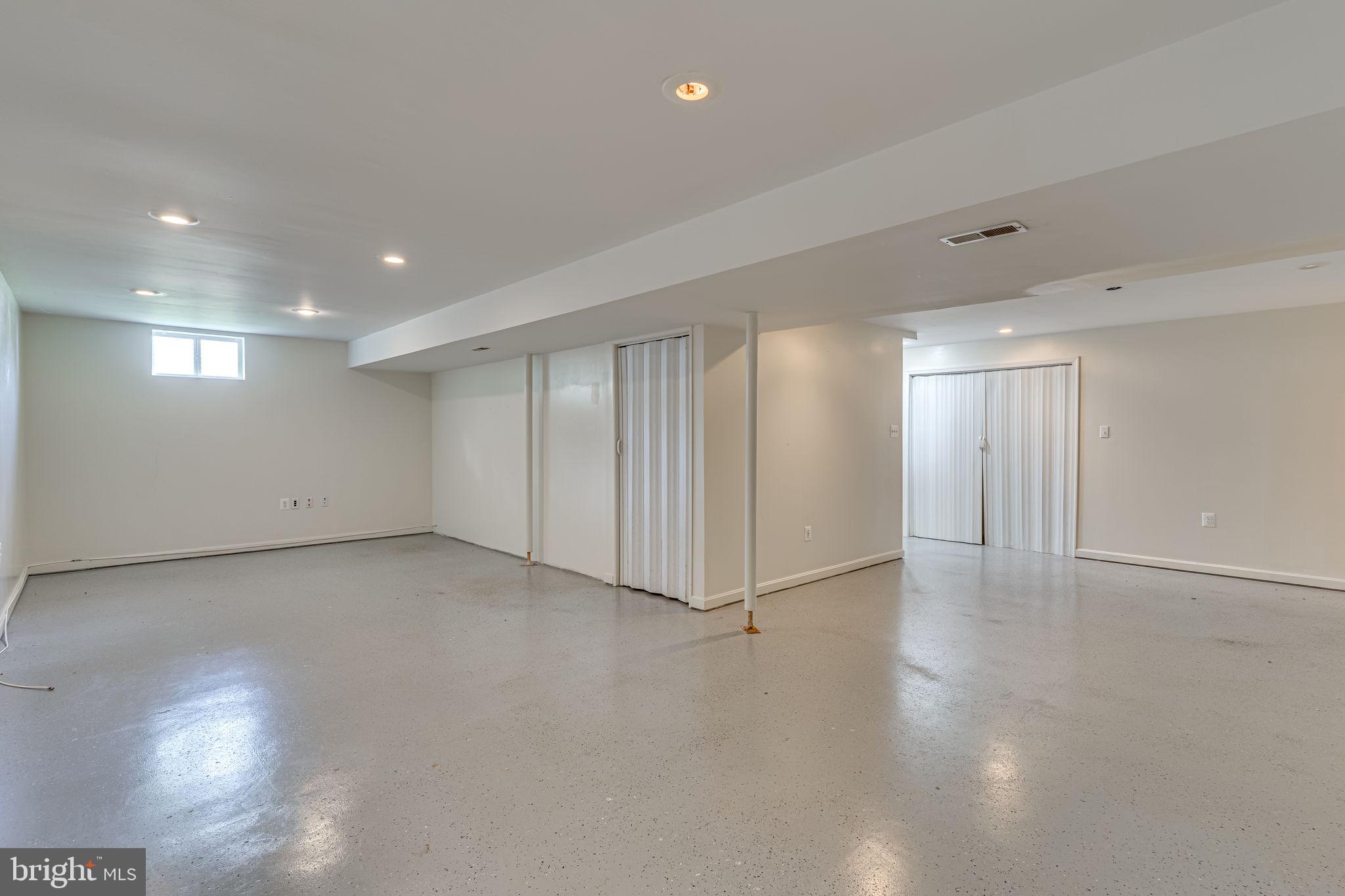 SUN VALLEY ESTATES - Residential