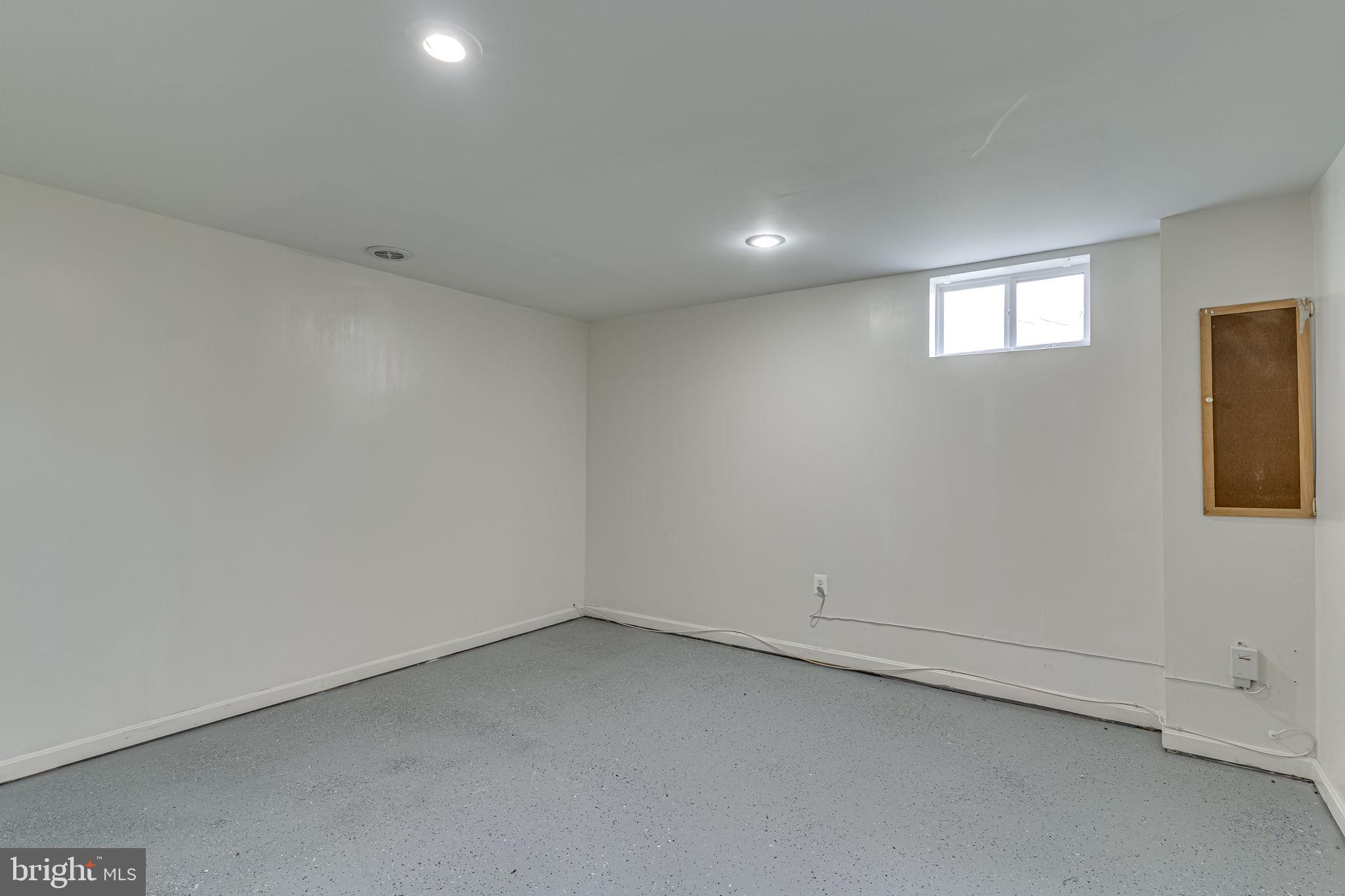 SUN VALLEY ESTATES - Residential