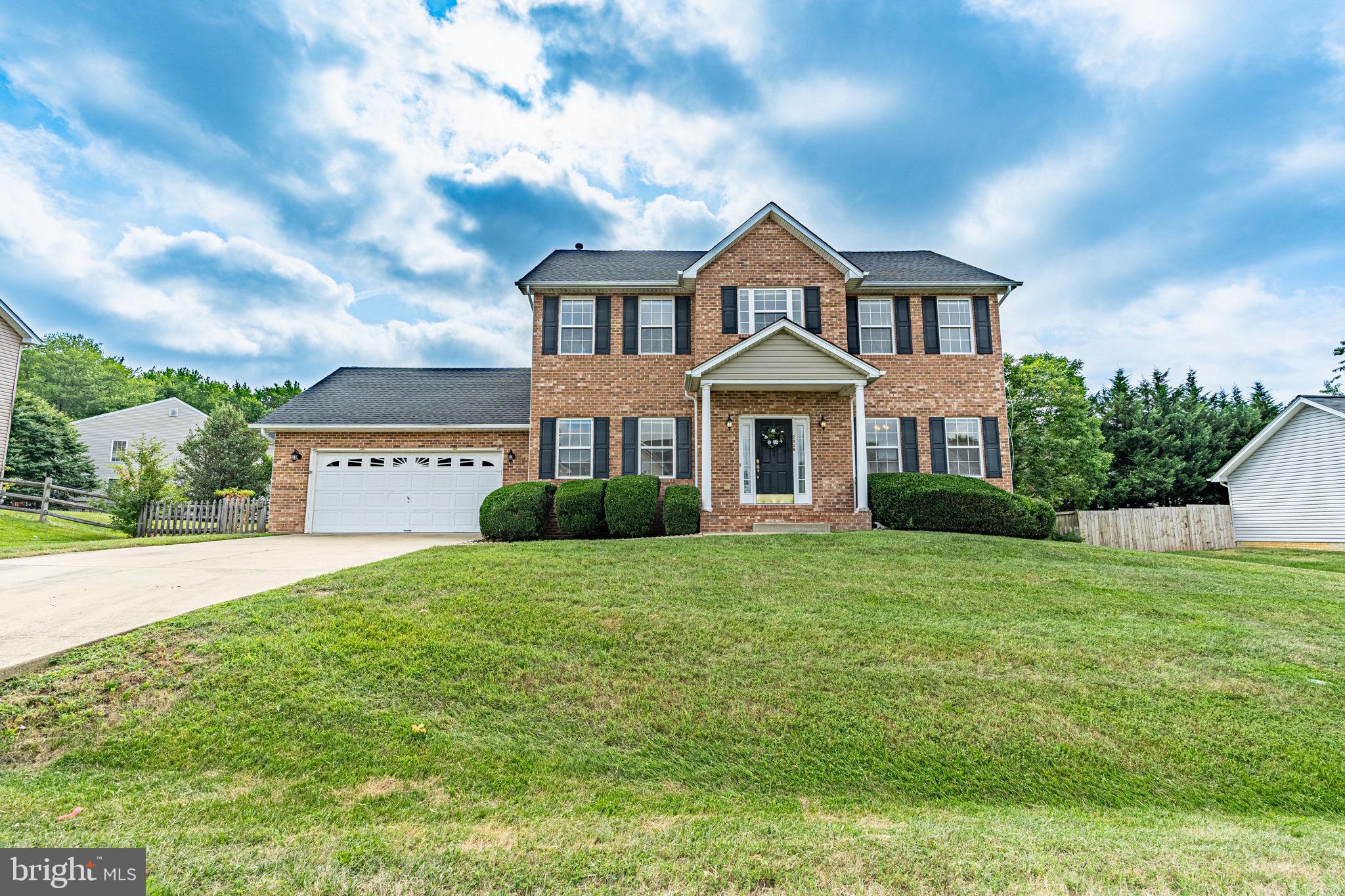 SUN VALLEY ESTATES - Residential