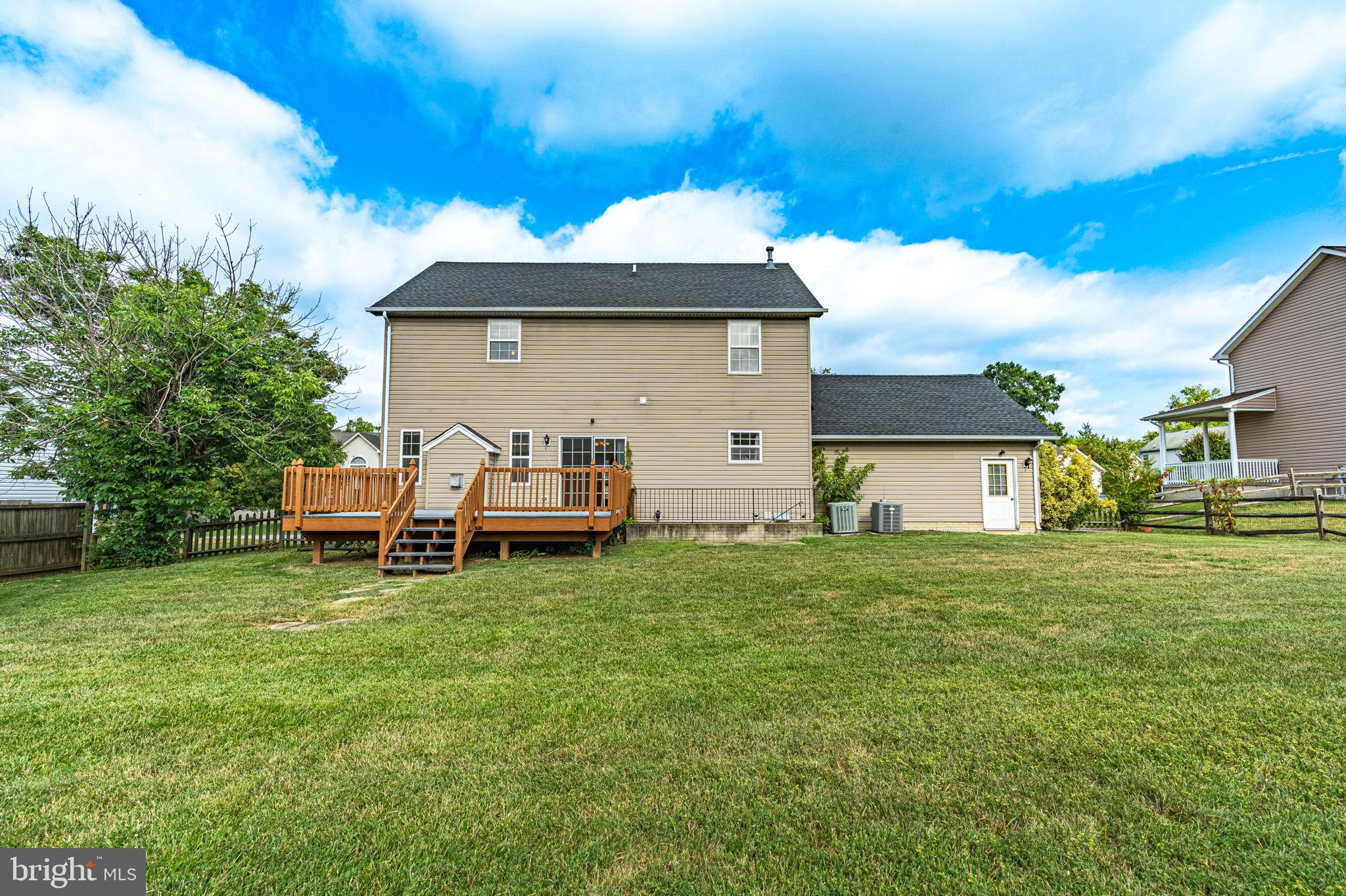 SUN VALLEY ESTATES - Residential