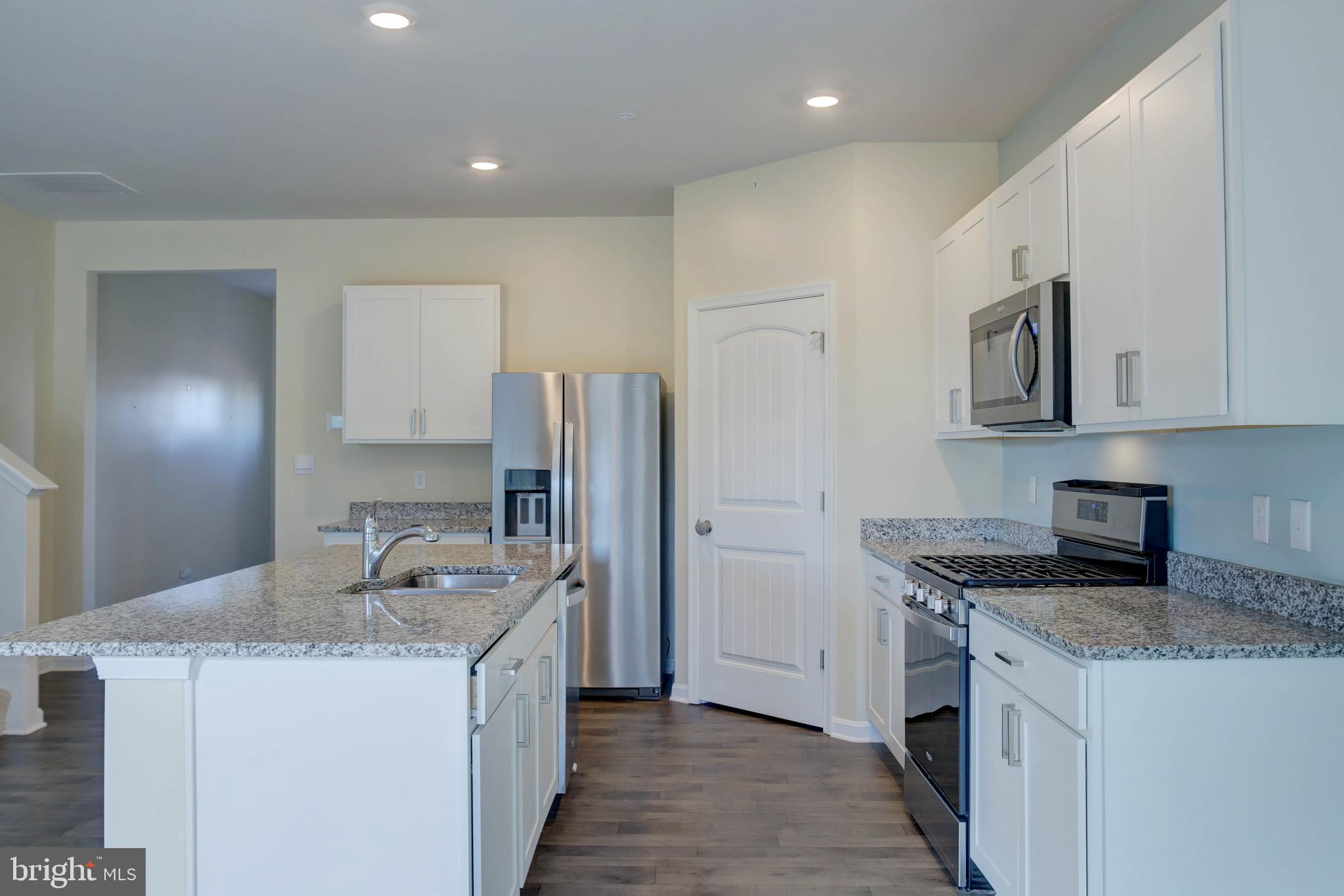 BLACK WATER LANDING - Residential